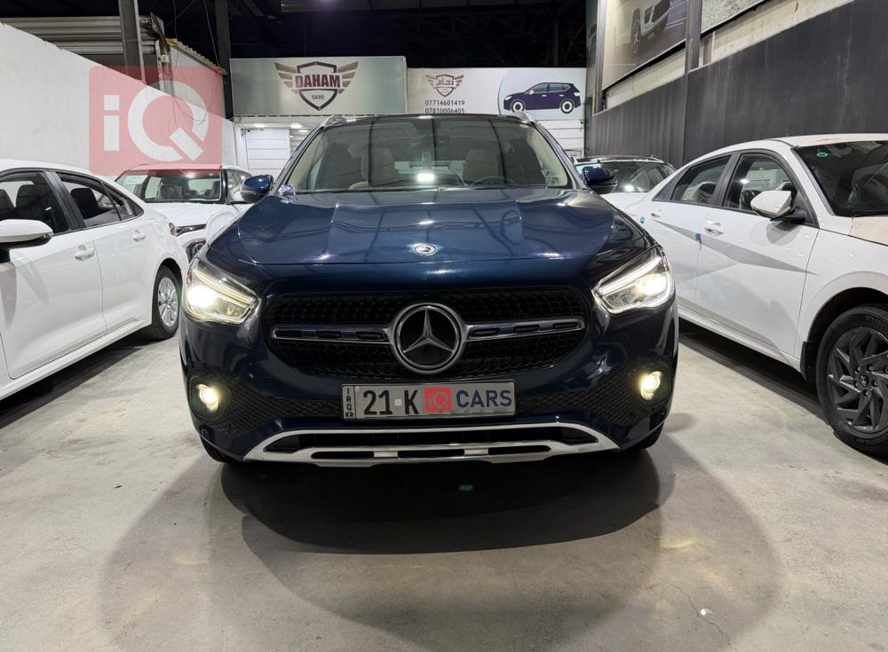 مێرسێدس بێنز GLA